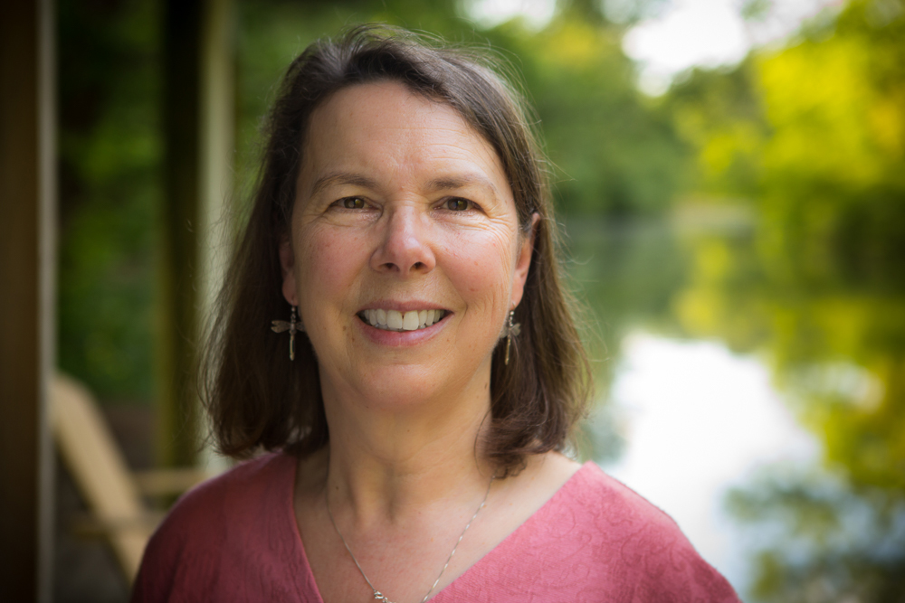 Denise-Poyer-photograph-headshot-outside