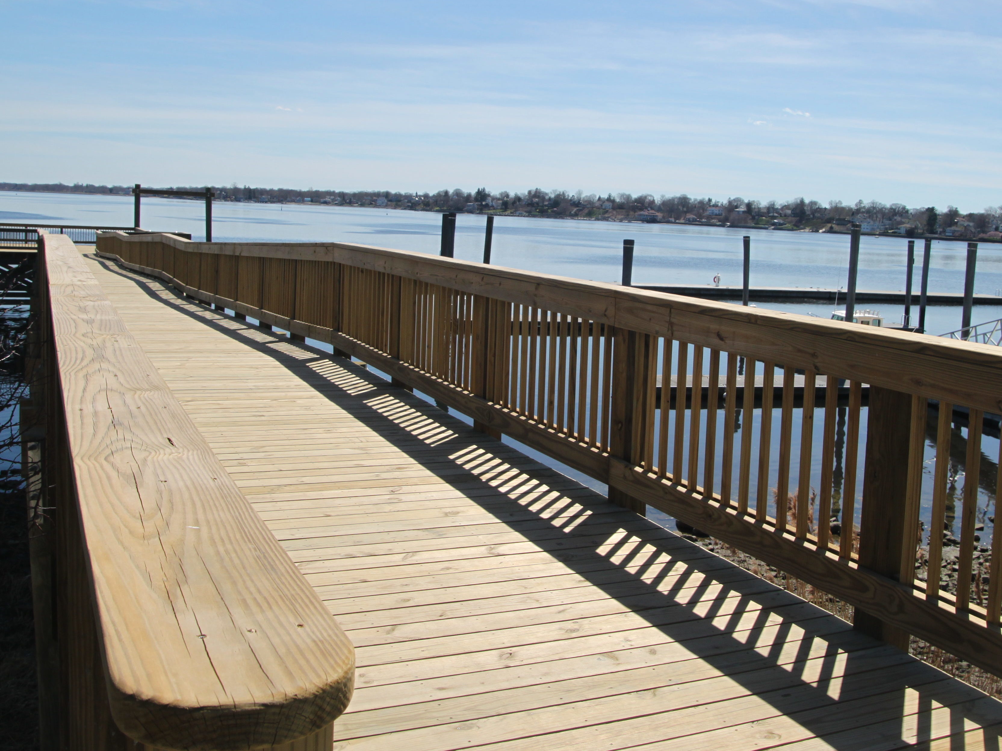 Public-Access-Pier-at-Fields-Point